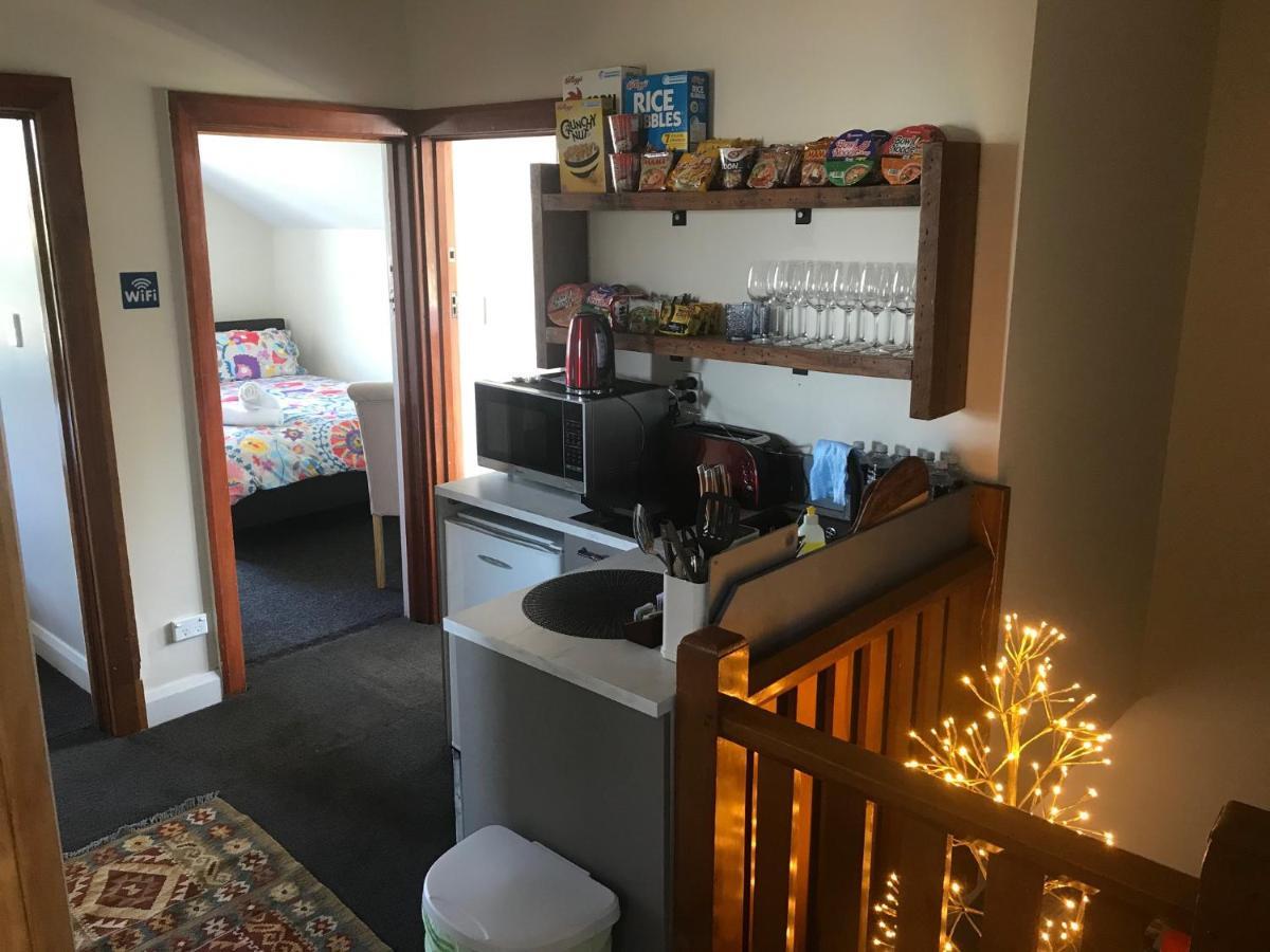 Sandy Feet Lodge Christchurch Esterno foto